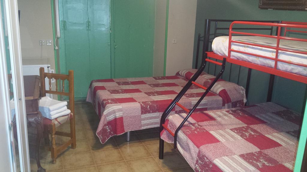 Hostal Rico - Madrid — Photos 2